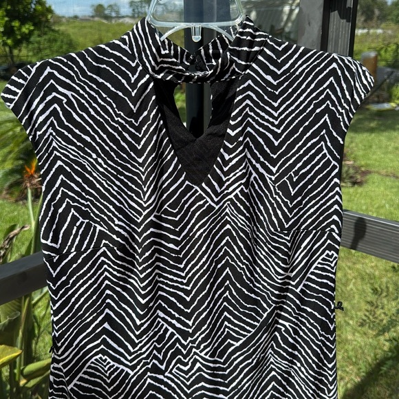 INC International Concepts Black and White Midi Dress Size P/S - Picture 1 of 4
